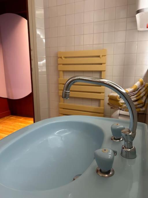 פריז Un Fabuleux Decor Pour Un Chaleureux Appartement מראה חיצוני תמונה